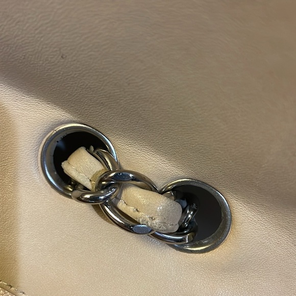 Chanel jumbo single flap bought at Yoogie’s Closet had it cleaned touched up - Picture 11 of 15